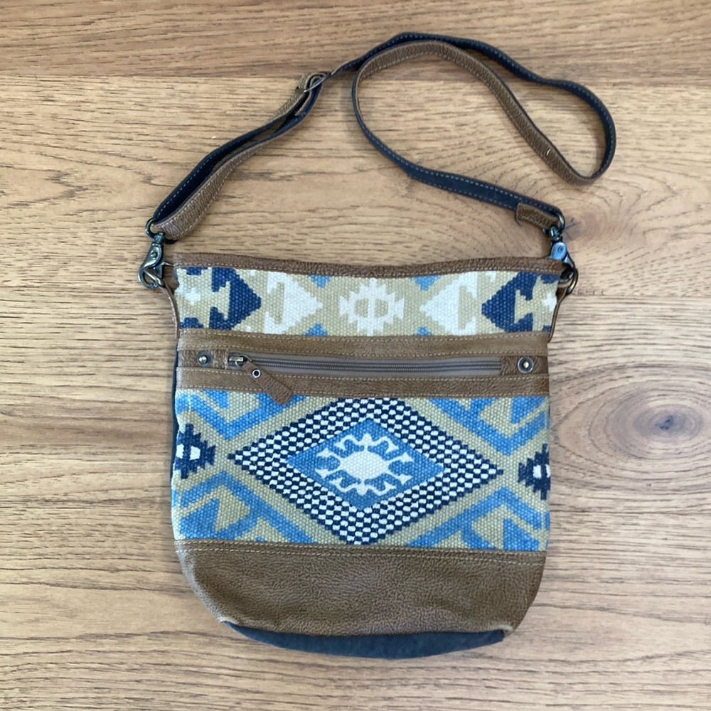 Myra Bag